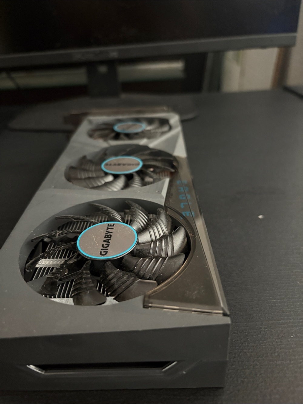 Gigabyte Radeon eagle graphics card - Picture 4 of 5